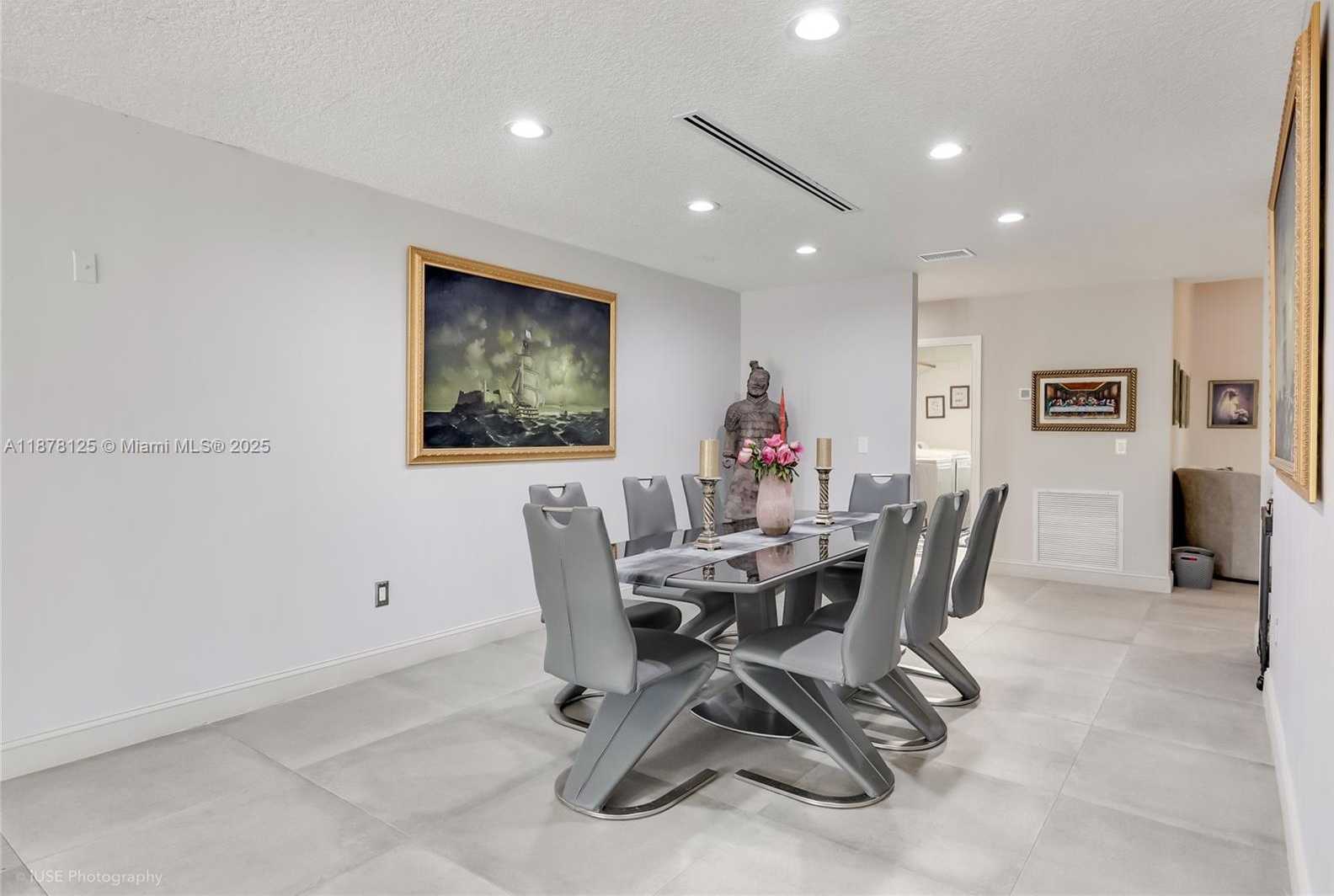 Small Image of 5681 REYNOLDS RD, Wellington Number 8