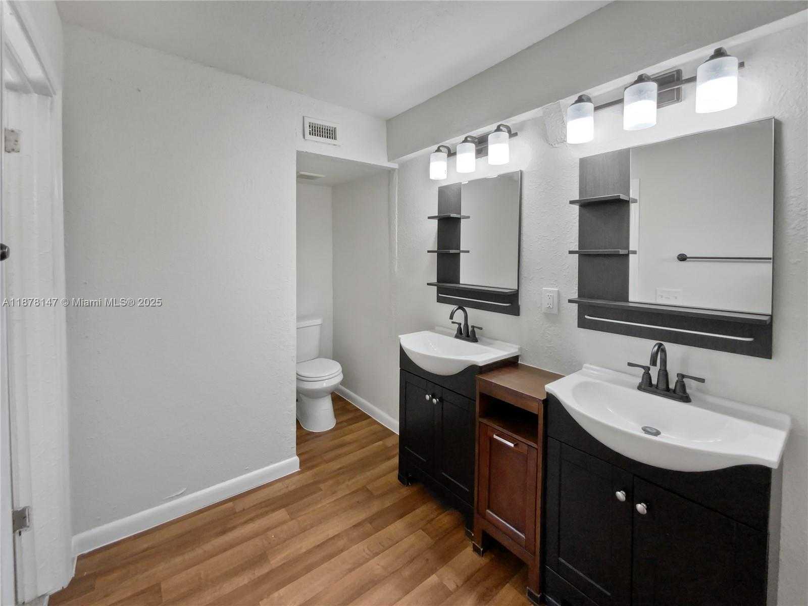 Small Image of 5334 MAYS DR, Other City - In The State Of Florida Number 18