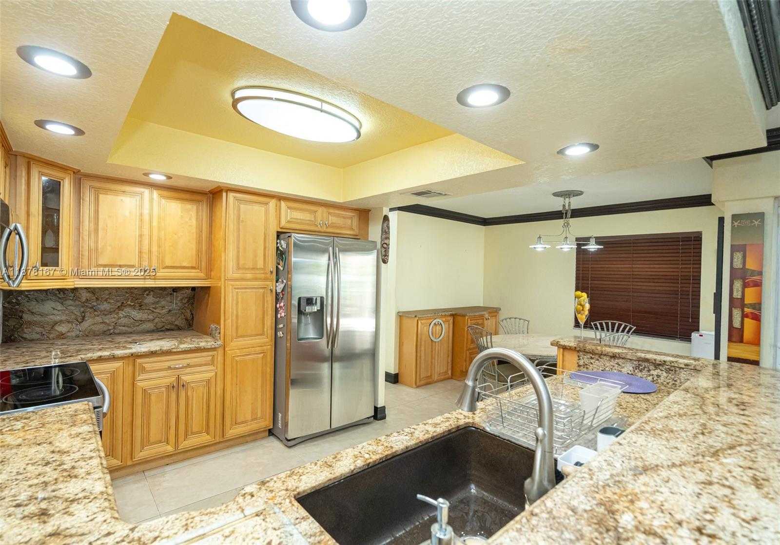 Small Image of 17352 NORTH WEST 61ST CT S, Hialeah Number 17