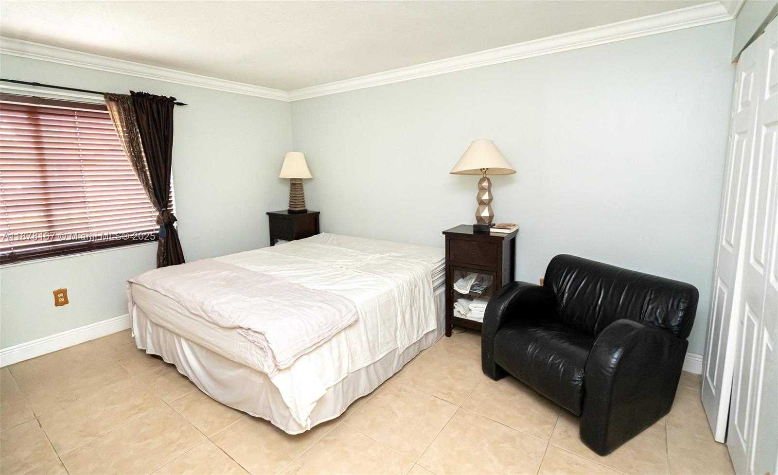 Small Image of 17352 NORTH WEST 61ST CT S, Hialeah Number 20