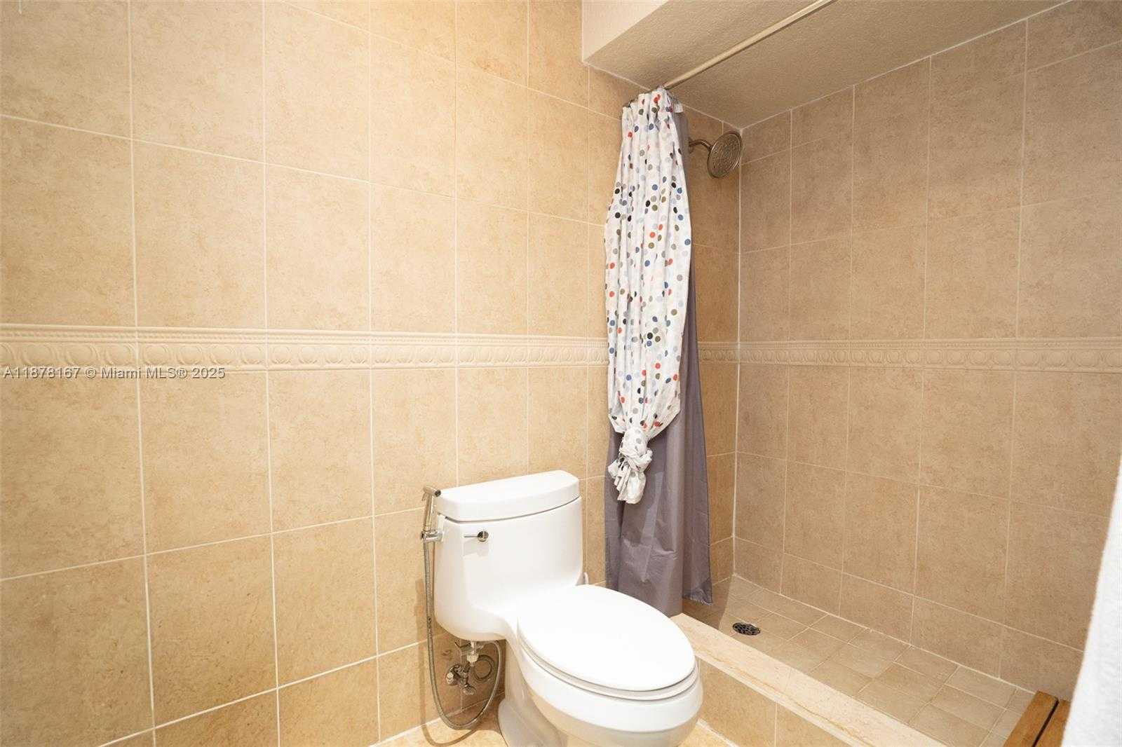 Small Image of 17352 NORTH WEST 61ST CT S, Hialeah Number 31