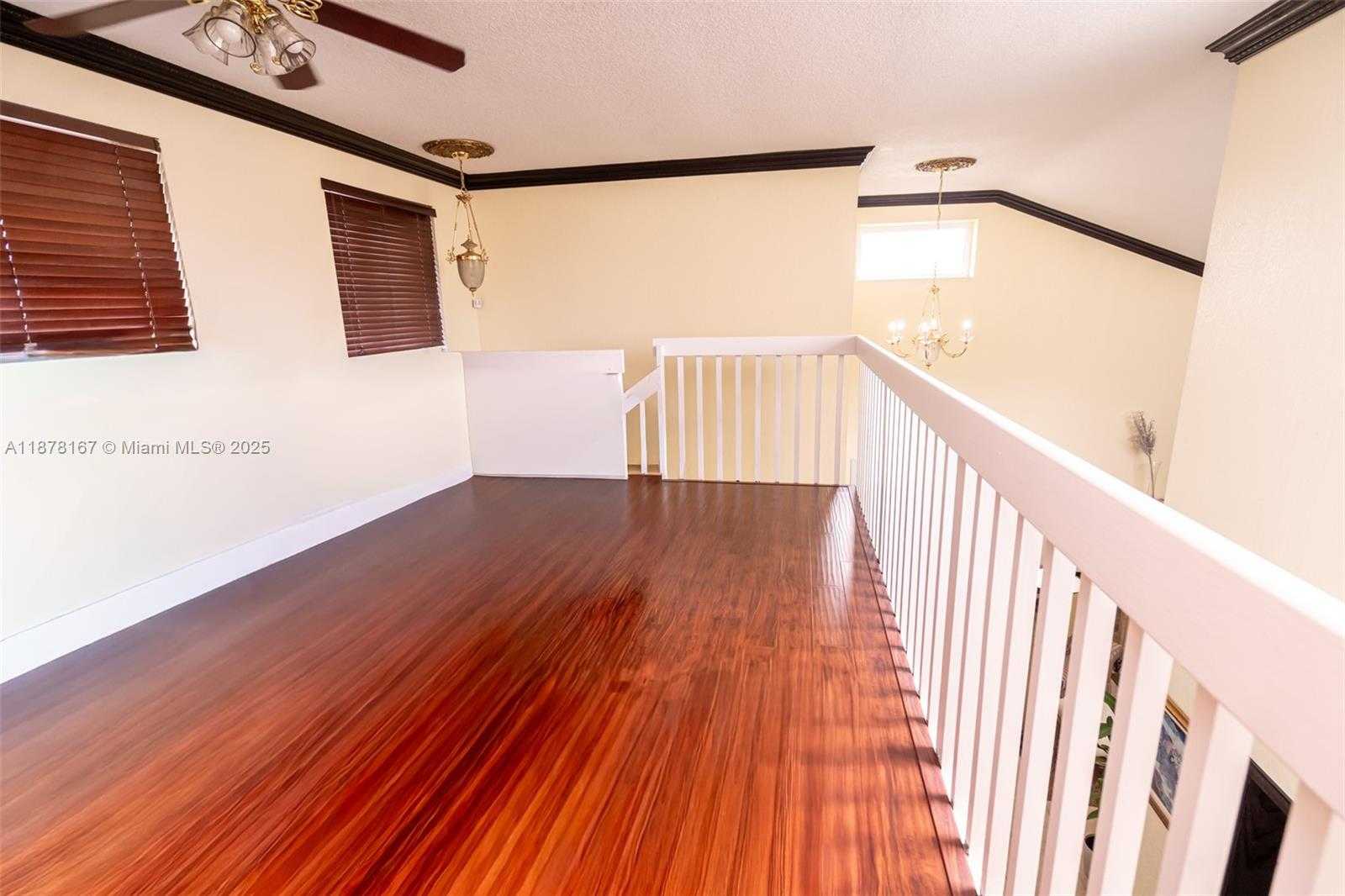 Small Image of 17352 NORTH WEST 61ST CT S, Hialeah Number 47