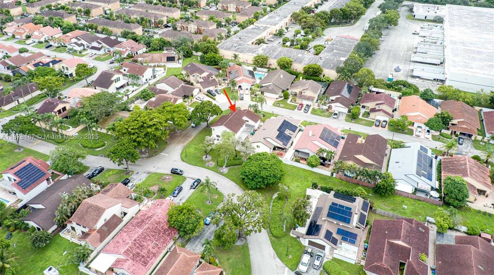 Small Image of 17352 NORTH WEST 61ST CT S, Hialeah Number 58
