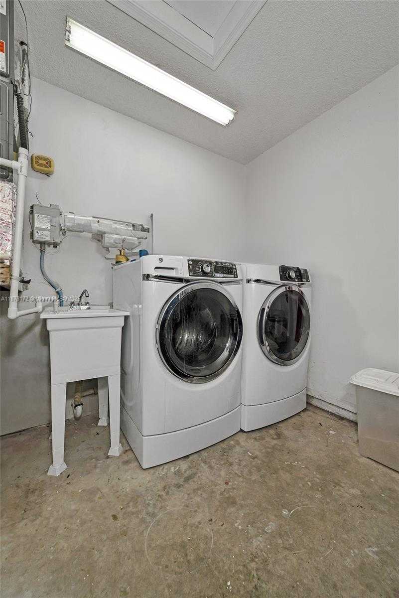 Small Image of 1720 SOUTH WEST 84TH AVE, Miramar Number 10
