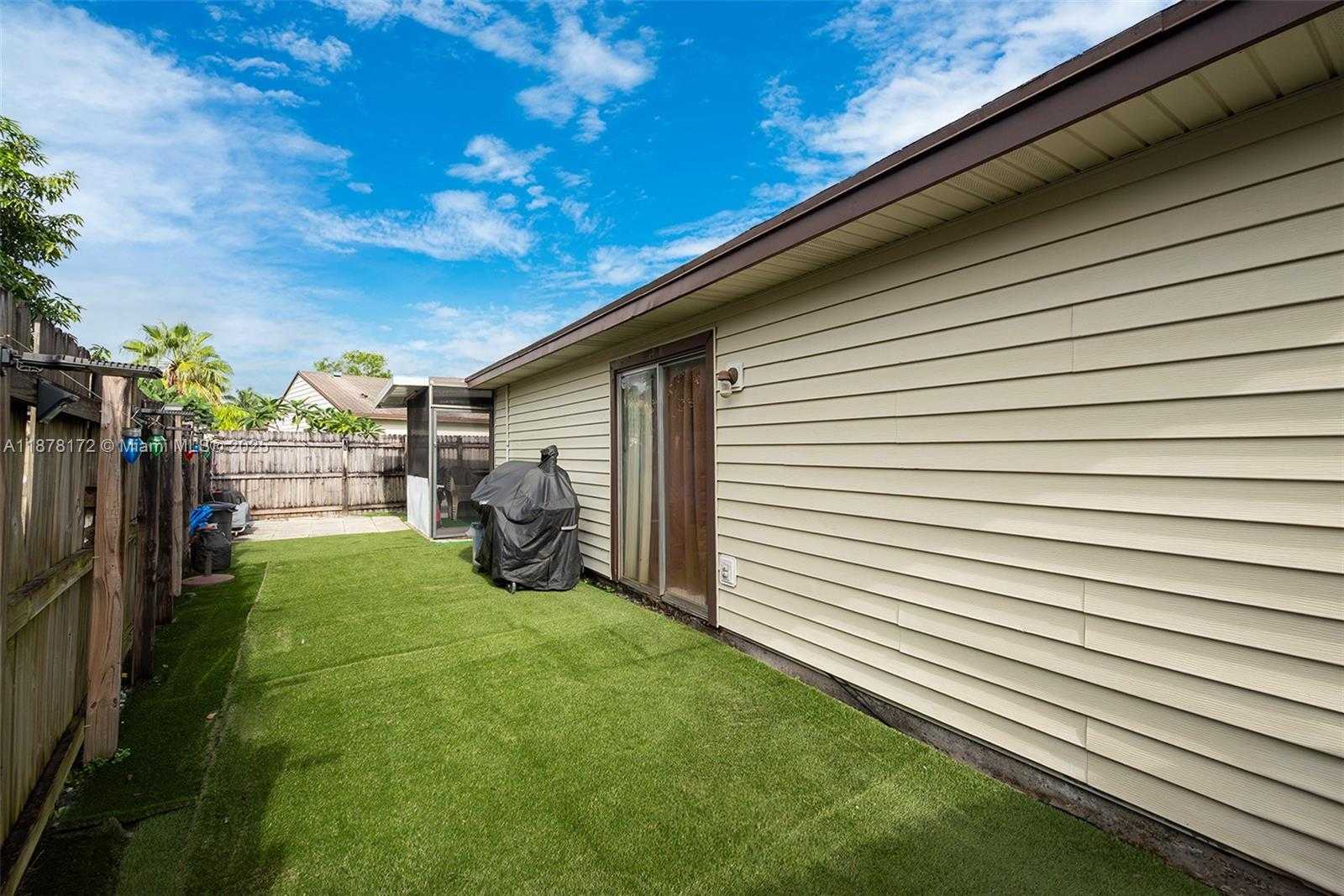 Small Image of 1720 SOUTH WEST 84TH AVE, Miramar Number 23