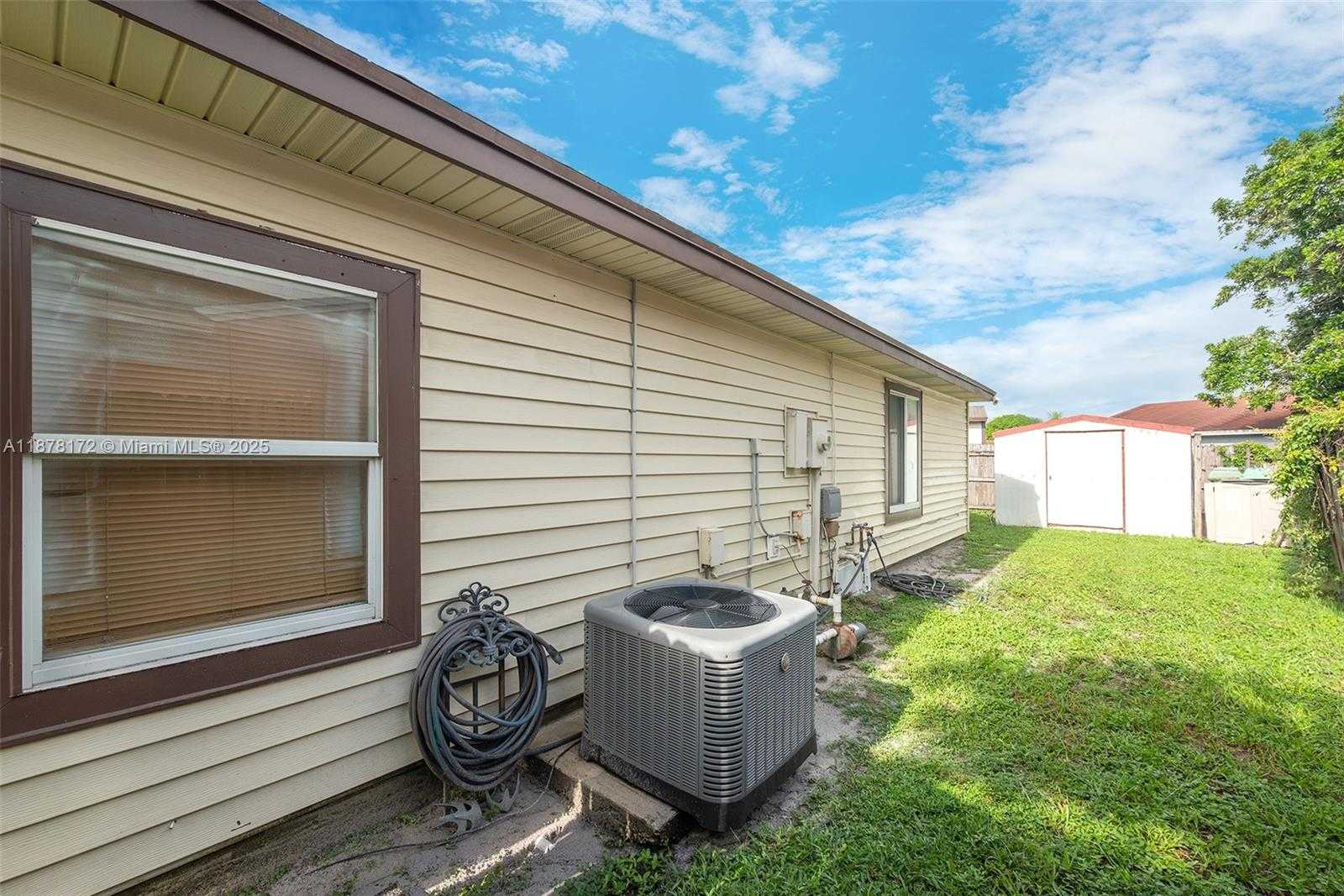 Small Image of 1720 SOUTH WEST 84TH AVE, Miramar Number 27
