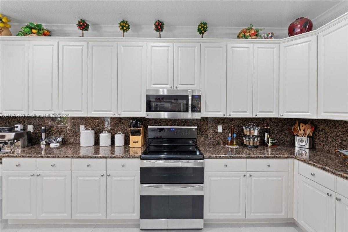 Small Image of 17492 SOUTH WEST 35TH ST, Miramar Number 29