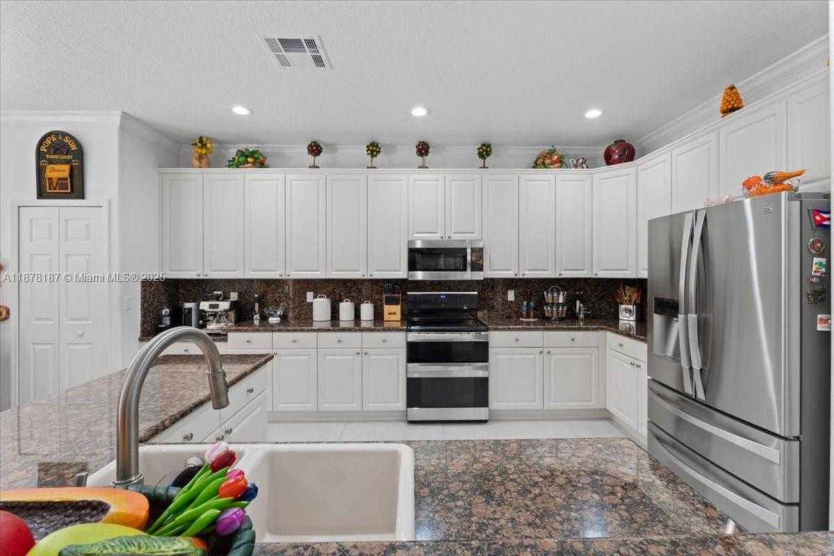 Small Image of 17492 SOUTH WEST 35TH ST, Miramar Number 31