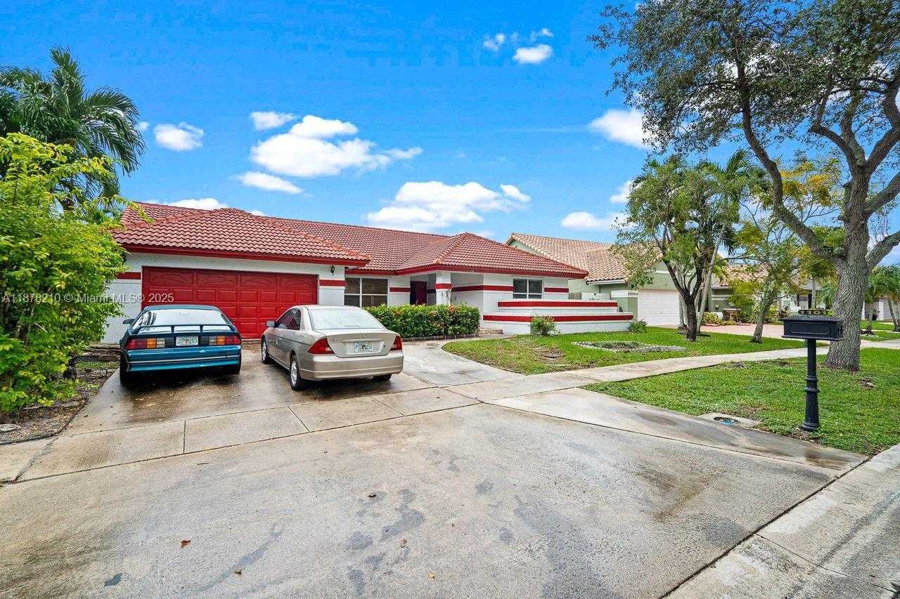 Small Image of 1101 NORTH WEST 162ND AVE, Pembroke Pines Number 26