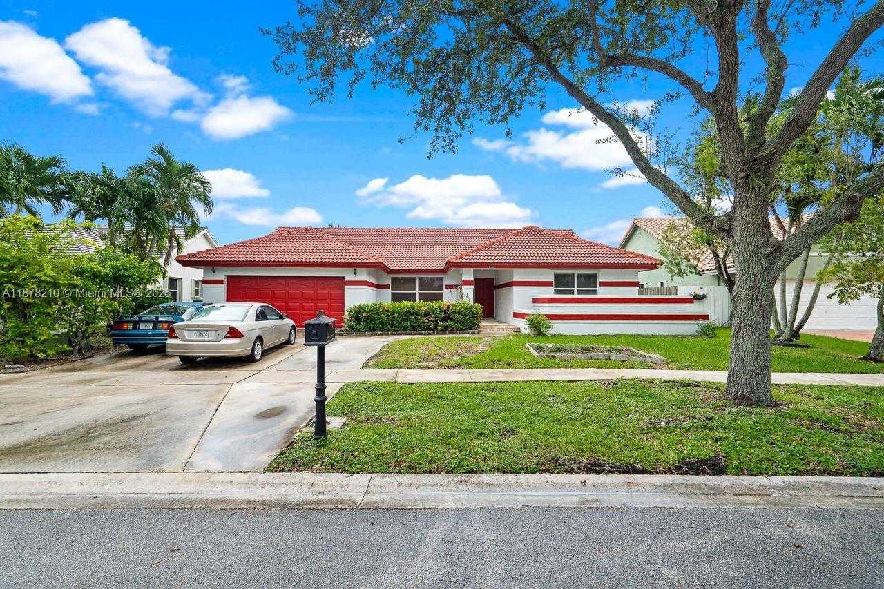 Small Image of 1101 NORTH WEST 162ND AVE, Pembroke Pines Number 28