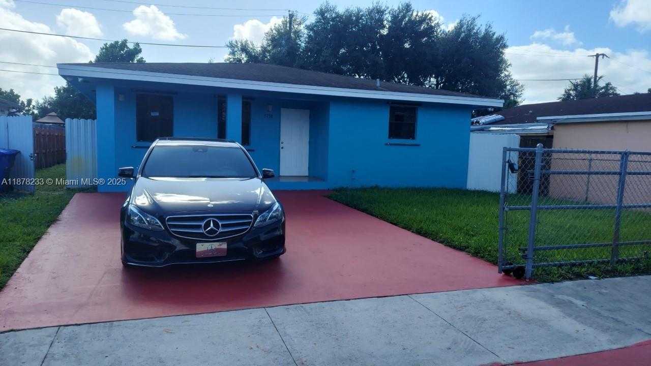Small Image of 5738 FLETCHER ST, Hollywood Number 10