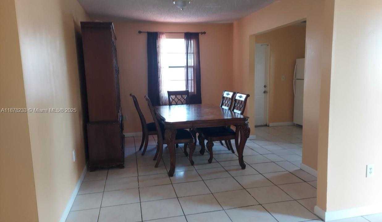 Small Image of 5738 FLETCHER ST, Hollywood Number 20