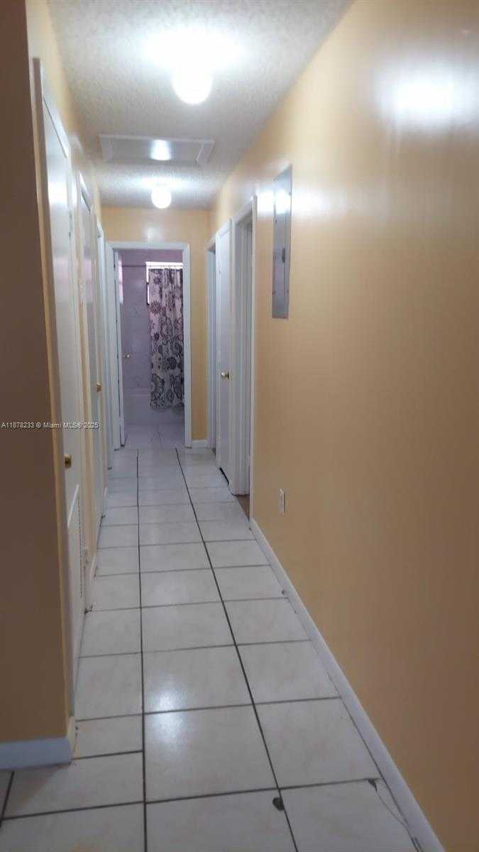 Small Image of 5738 FLETCHER ST, Hollywood Number 23