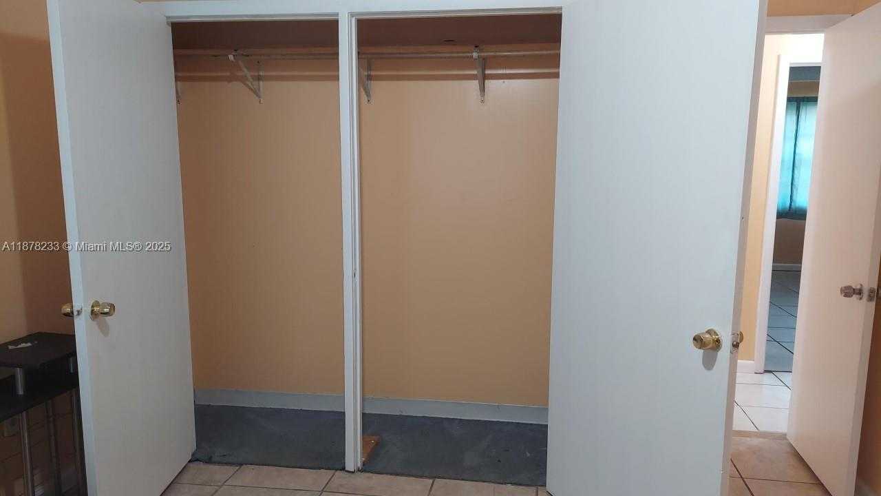 Small Image of 5738 FLETCHER ST, Hollywood Number 35
