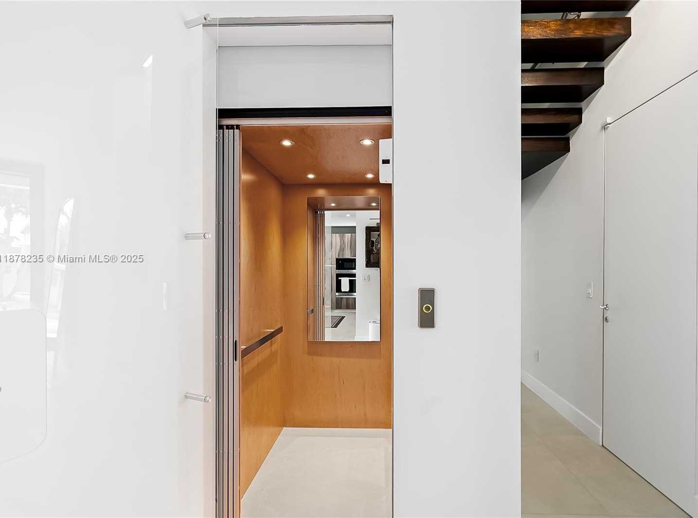 Small Image of 311 189TH ST, Sunny Isles Beach Number 19