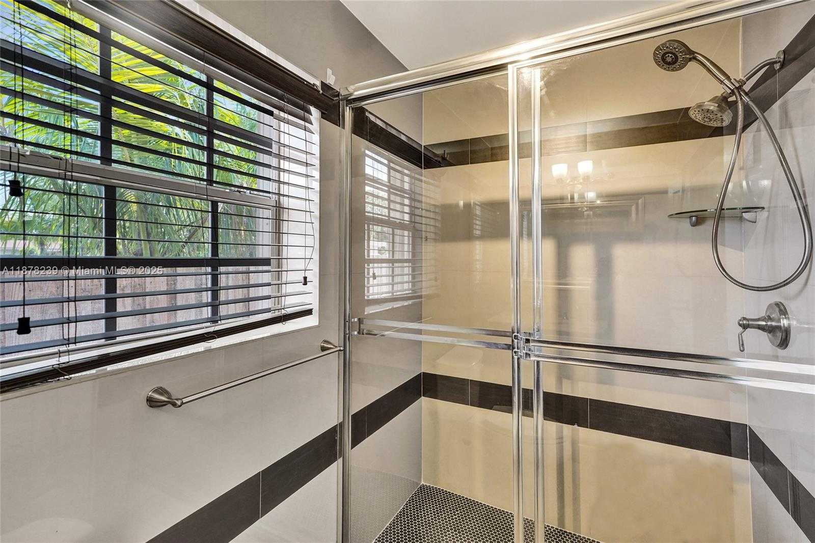 Small Image of 2238 RODMAN ST, Hollywood Number 20