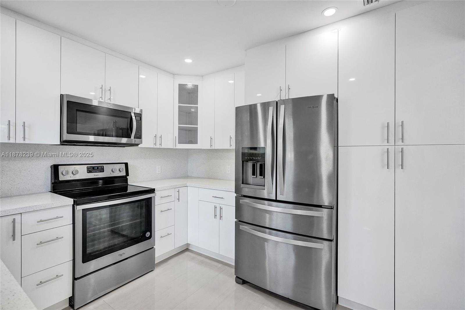 Small Image of 2238 RODMAN ST, Hollywood Number 9