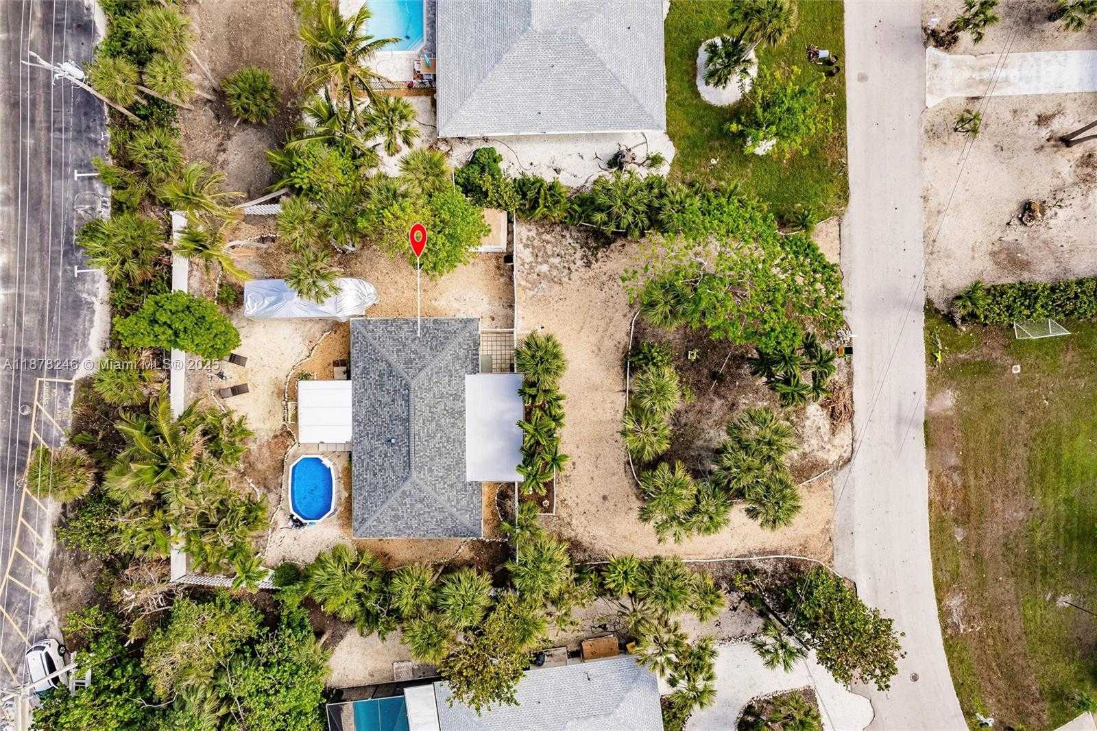 Small Image of 1942 ROSEATE LANE, Other City - In The State Of Florida Number 36