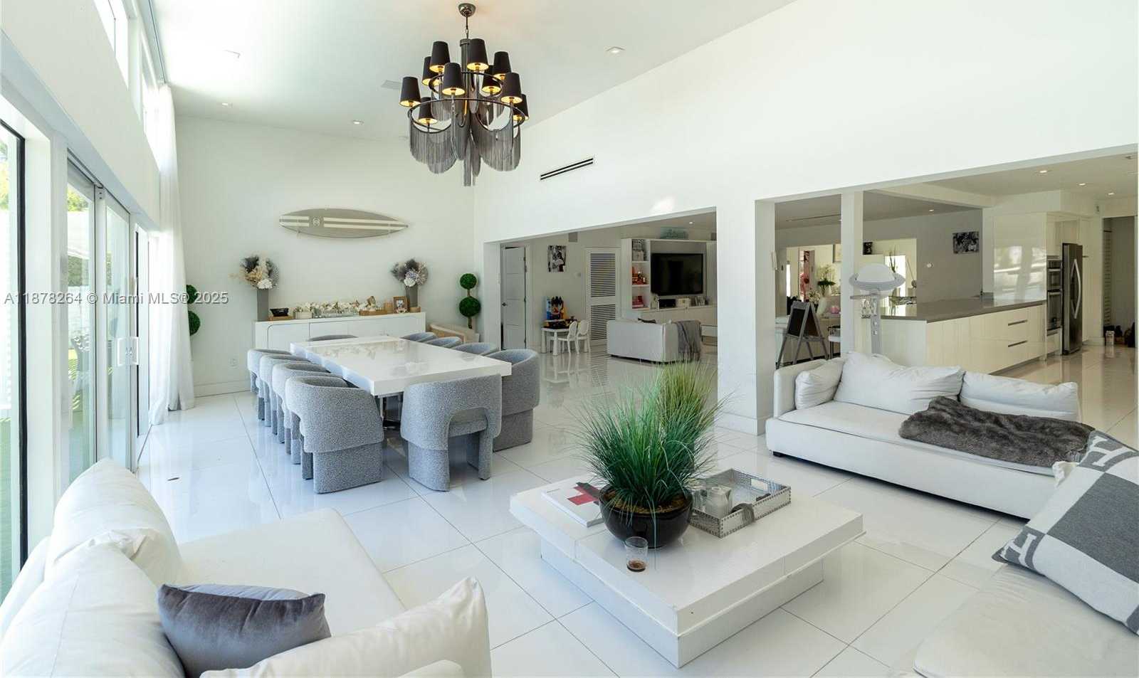 Small Image of 1215 NORTH BISCAYNE POINT RD, Miami Beach Number 13