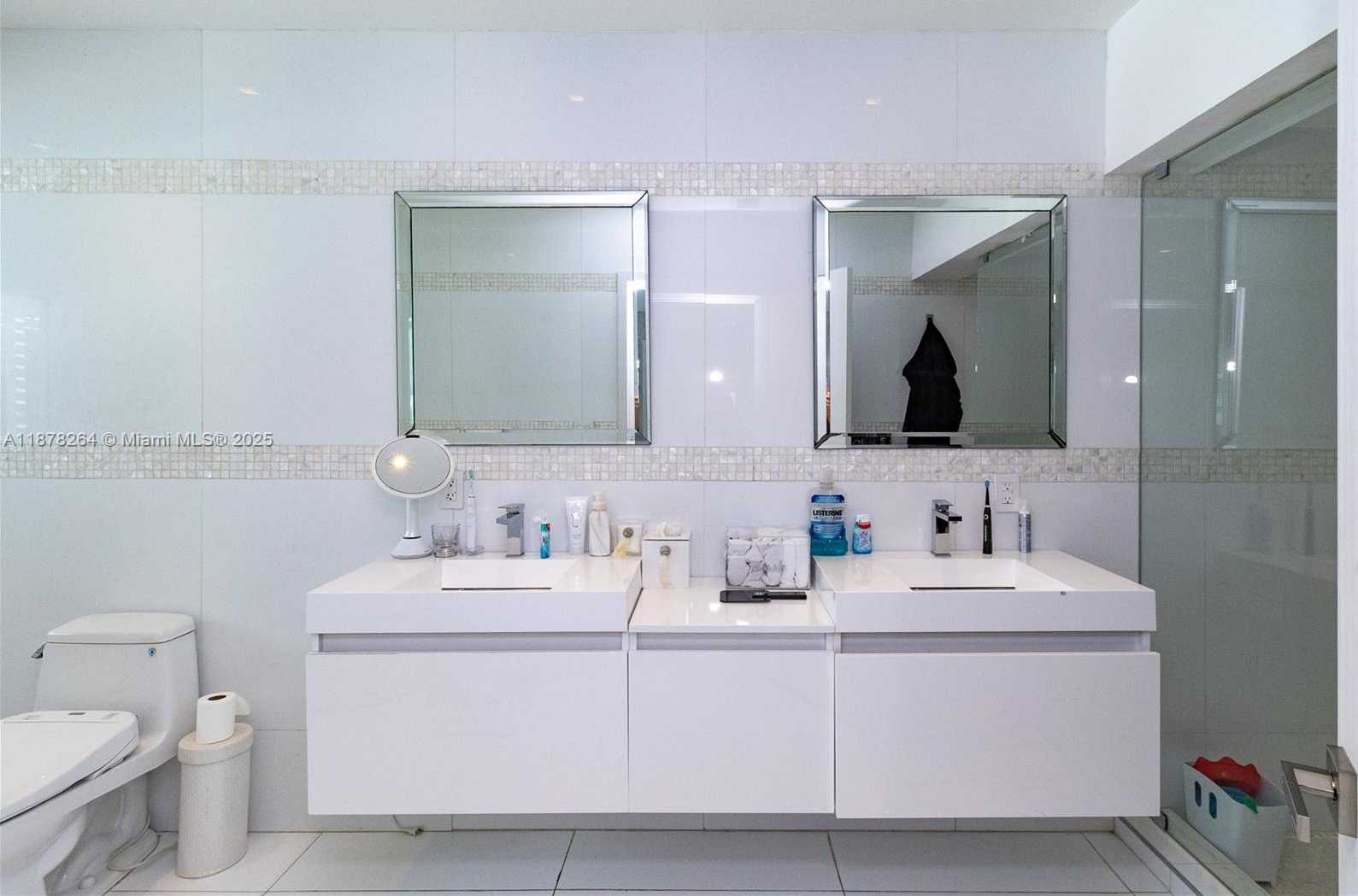 Small Image of 1215 NORTH BISCAYNE POINT RD, Miami Beach Number 31