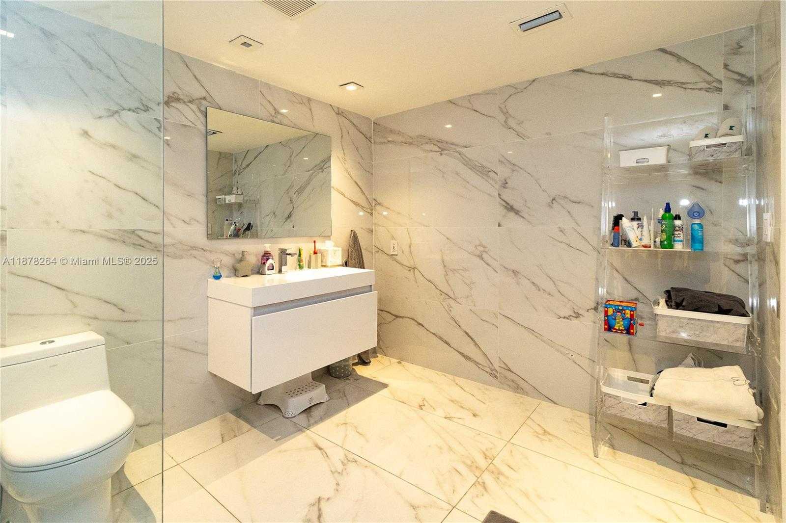 Small Image of 1215 NORTH BISCAYNE POINT RD, Miami Beach Number 33