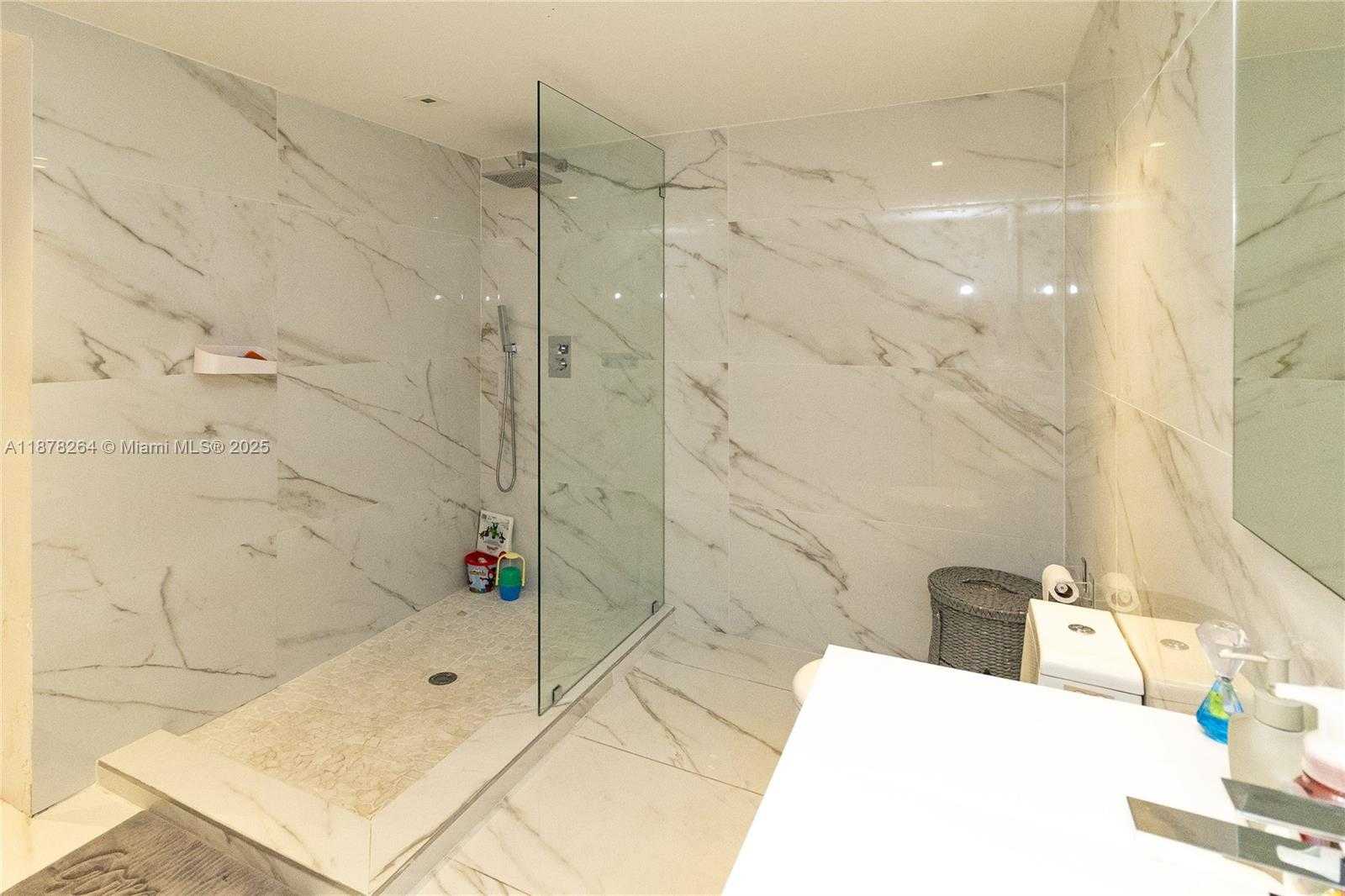 Small Image of 1215 NORTH BISCAYNE POINT RD, Miami Beach Number 34