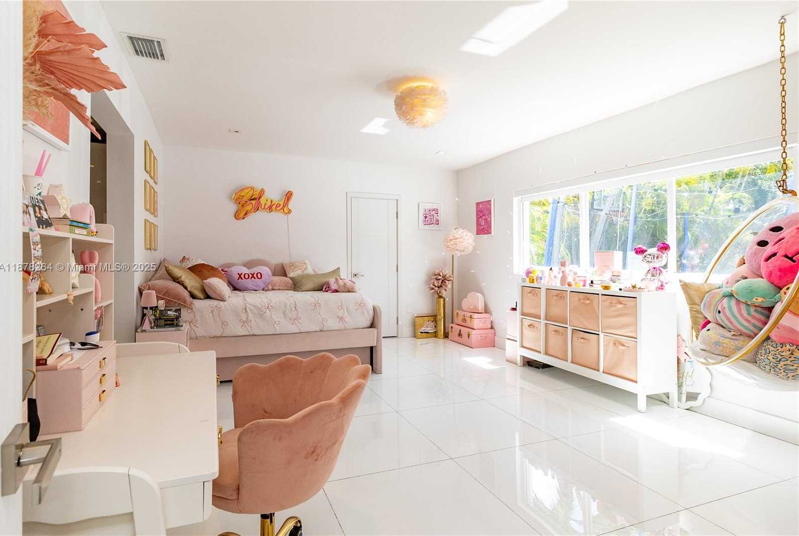 Small Image of 1215 NORTH BISCAYNE POINT RD, Miami Beach Number 36