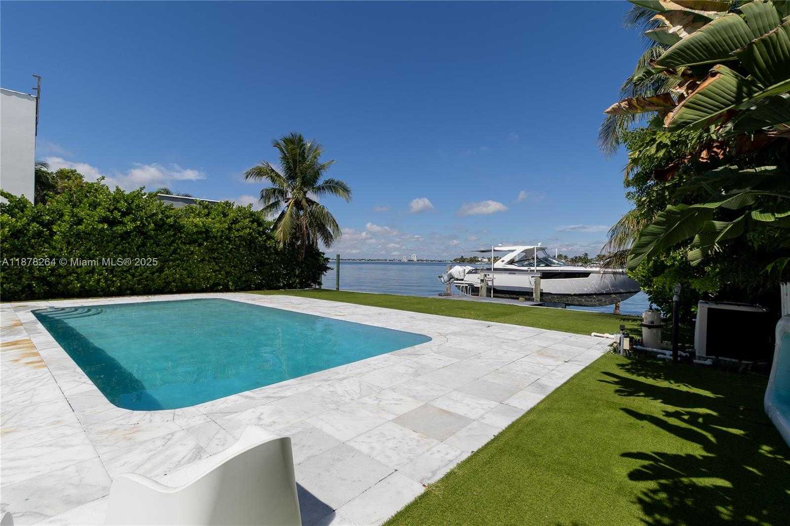 Small Image of 1215 NORTH BISCAYNE POINT RD, Miami Beach Number 43