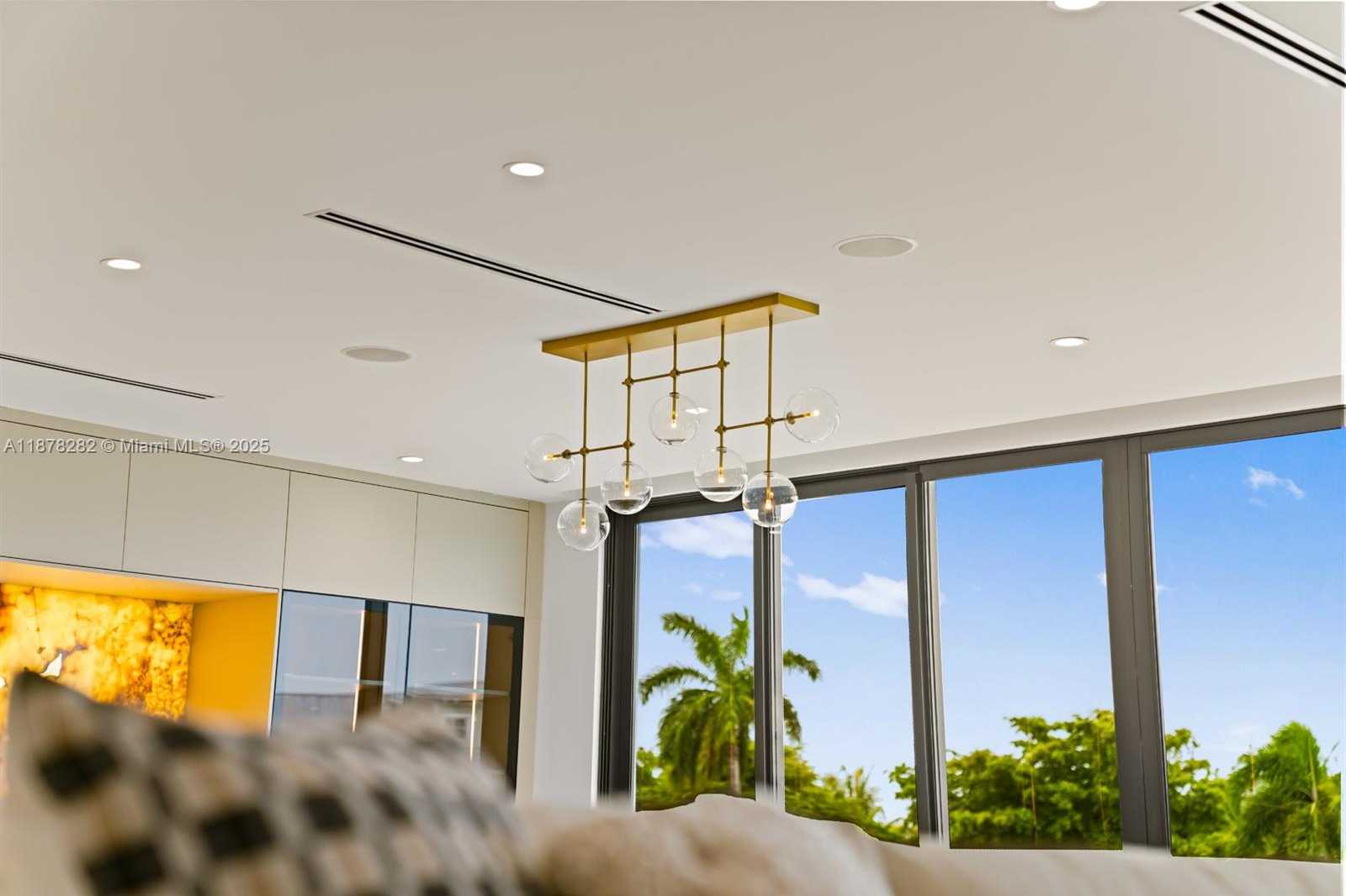 Small Image of 2033 NORTH EAST 22ND ST, Wilton Manors Number 24