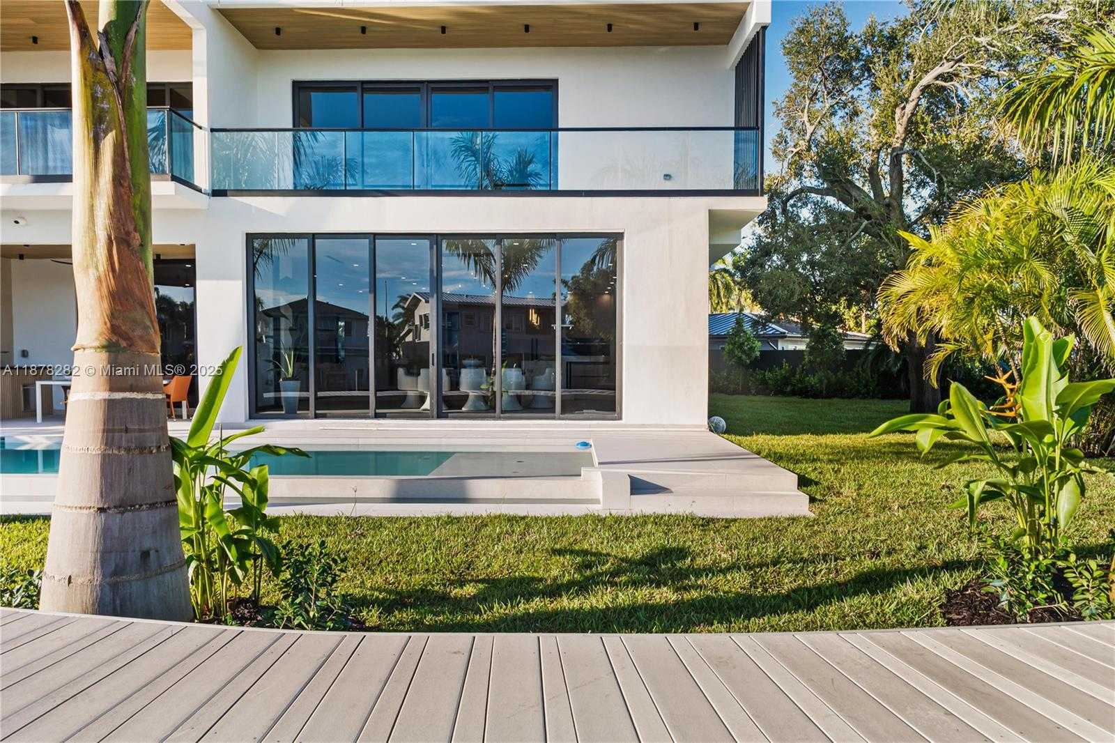 Small Image of 2033 NORTH EAST 22ND ST, Wilton Manors Number 45