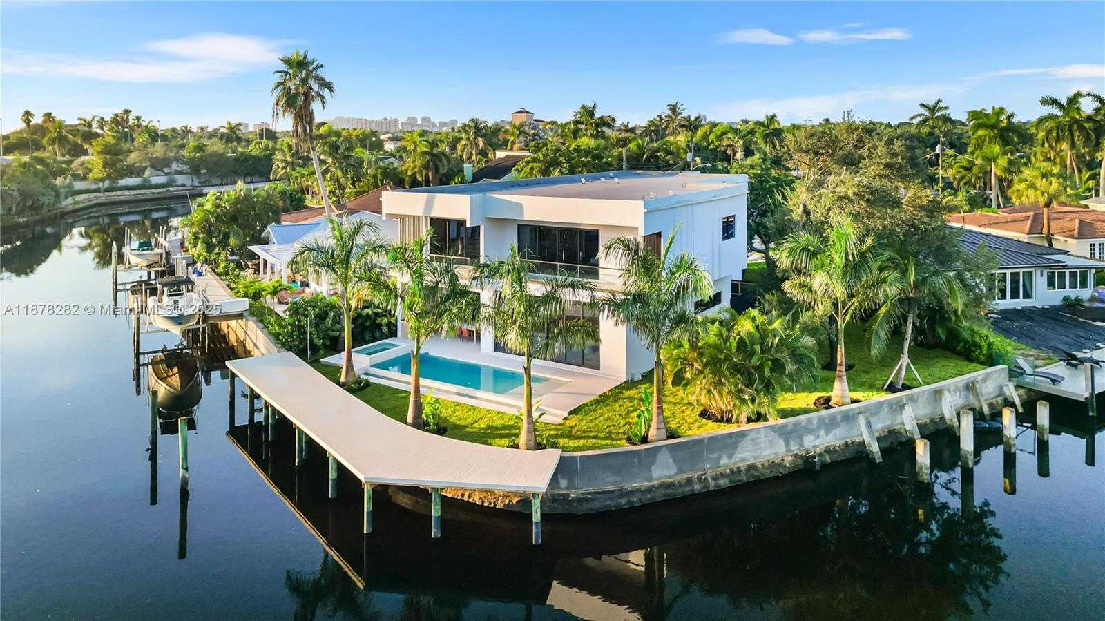 Small Image of 2033 NORTH EAST 22ND ST, Wilton Manors Number 49