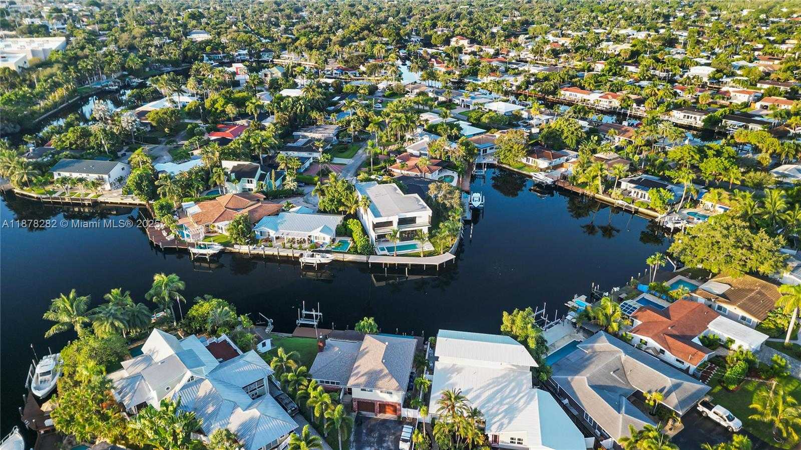 Small Image of 2033 NORTH EAST 22ND ST, Wilton Manors Number 53