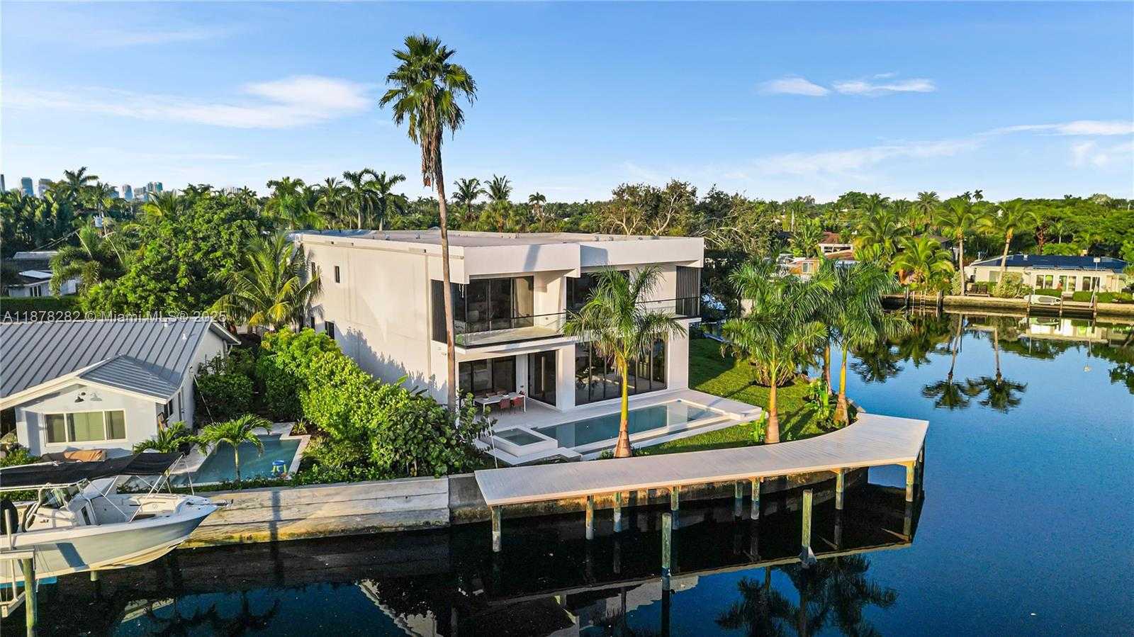 Small Image of 2033 NORTH EAST 22ND ST, Wilton Manors Number 55