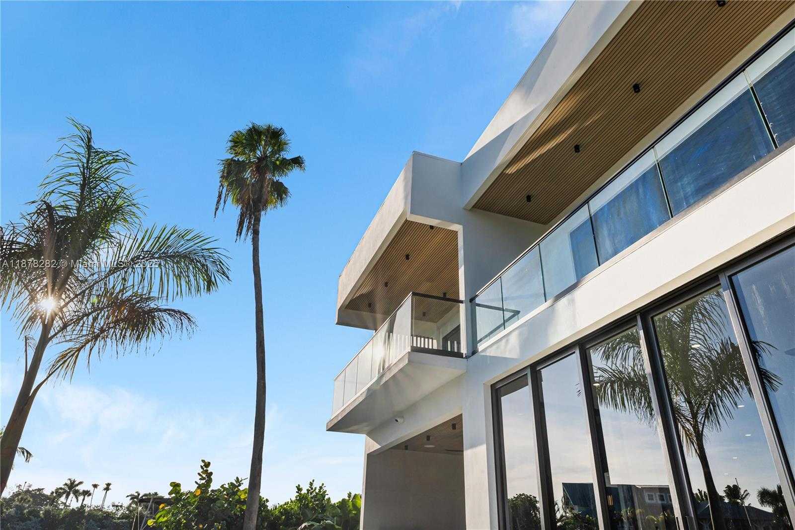 Small Image of 2033 NORTH EAST 22ND ST, Wilton Manors Number 61