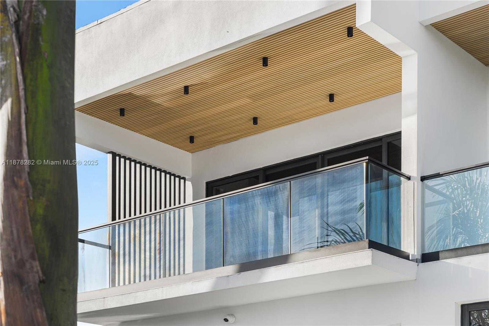 Small Image of 2033 NORTH EAST 22ND ST, Wilton Manors Number 65