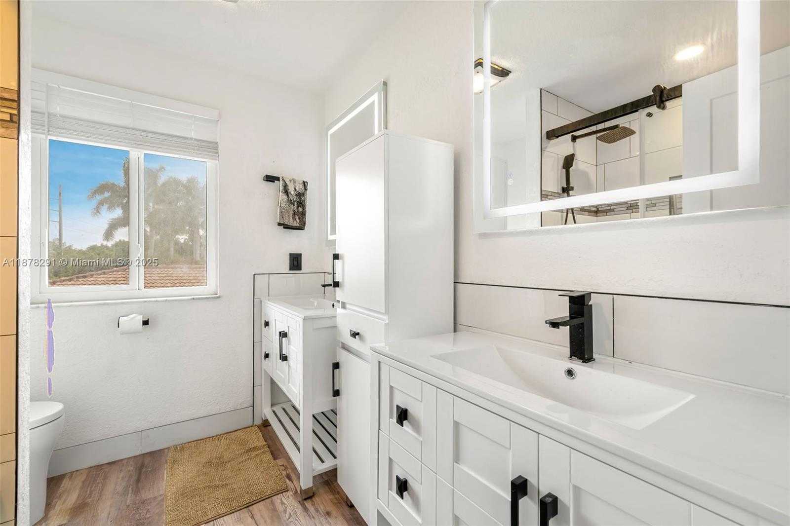 Small Image of 16530 ROYAL POINCIANA CT, Weston Number 21