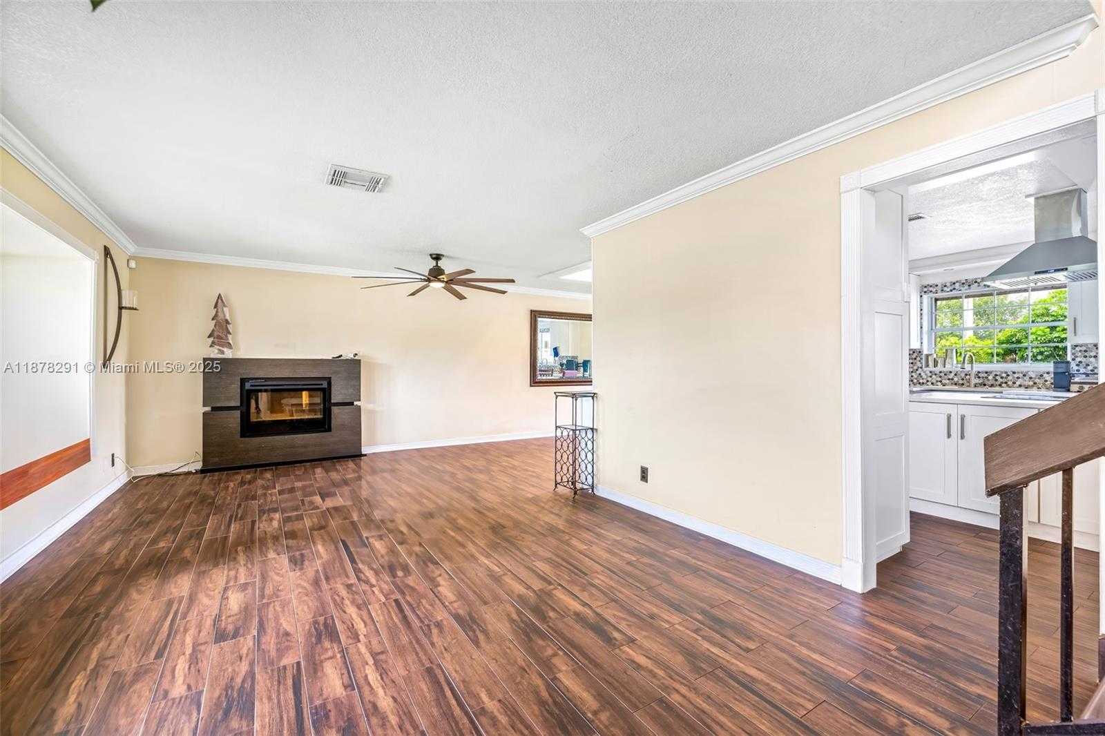 Small Image of 16530 ROYAL POINCIANA CT, Weston Number 8