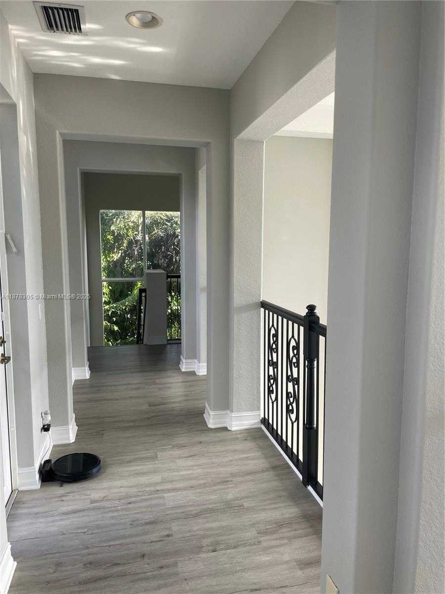 Small Image of 7896 NORTH WEST 110TH DR, Parkland Number 28