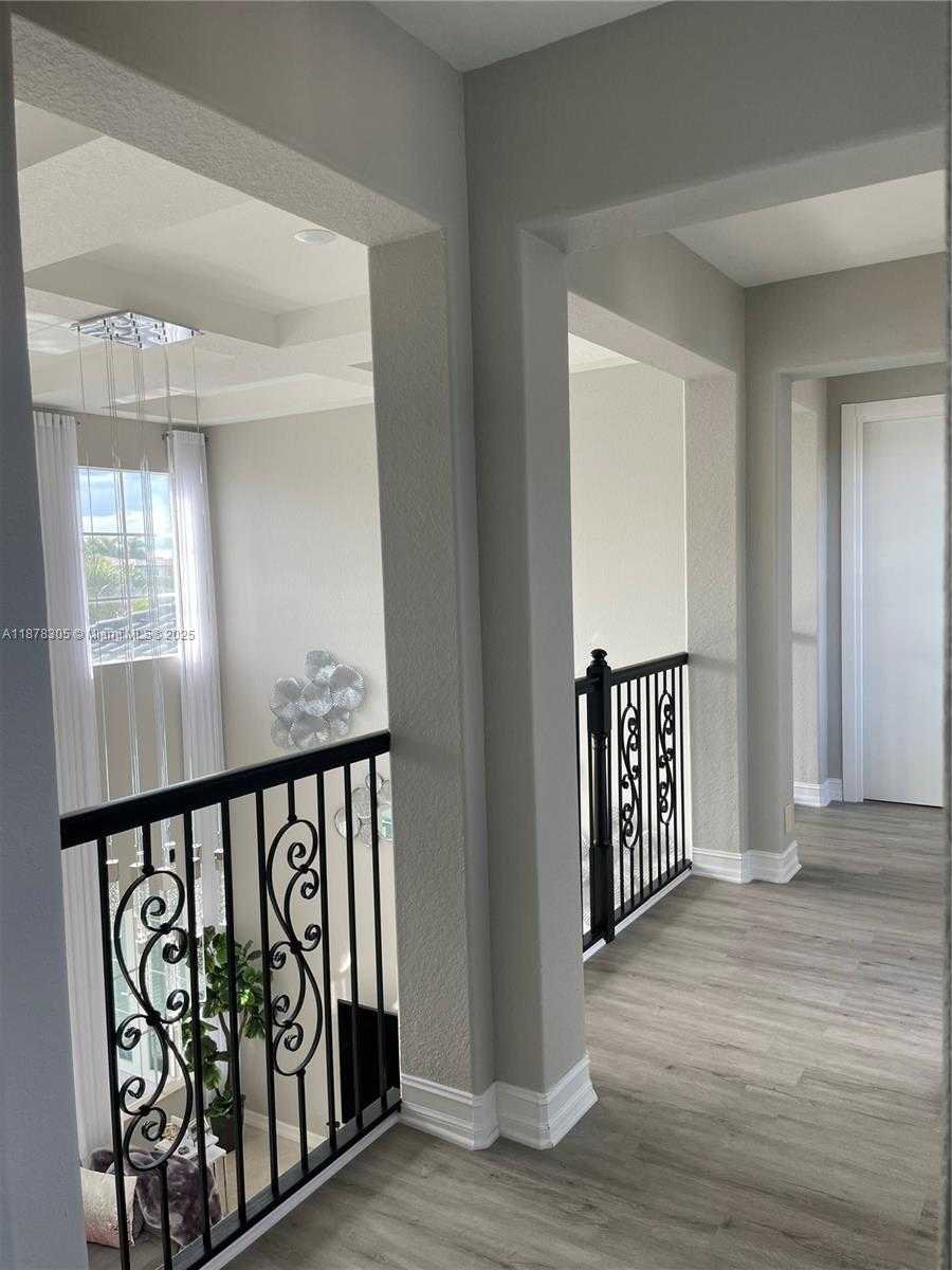 Small Image of 7896 NORTH WEST 110TH DR, Parkland Number 29