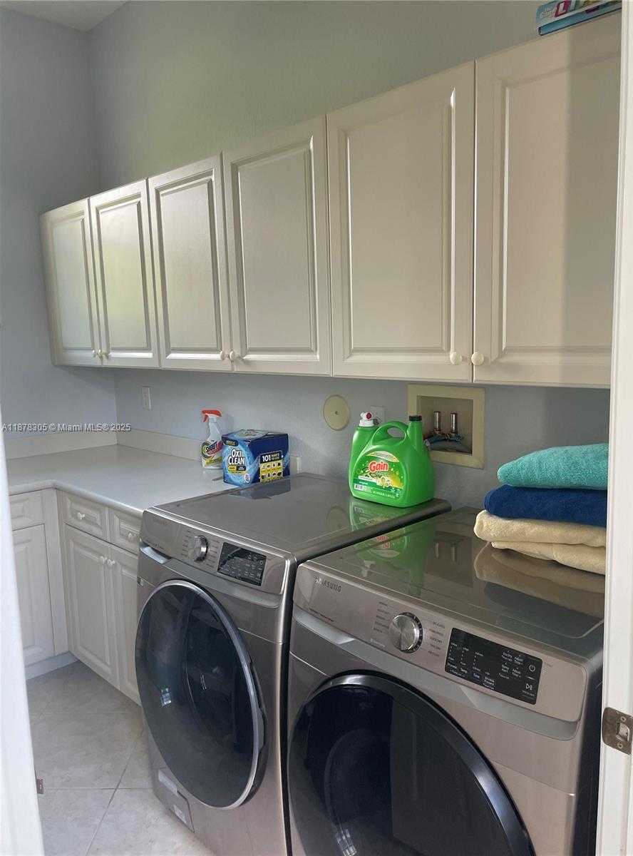 Small Image of 7896 NORTH WEST 110TH DR, Parkland Number 32