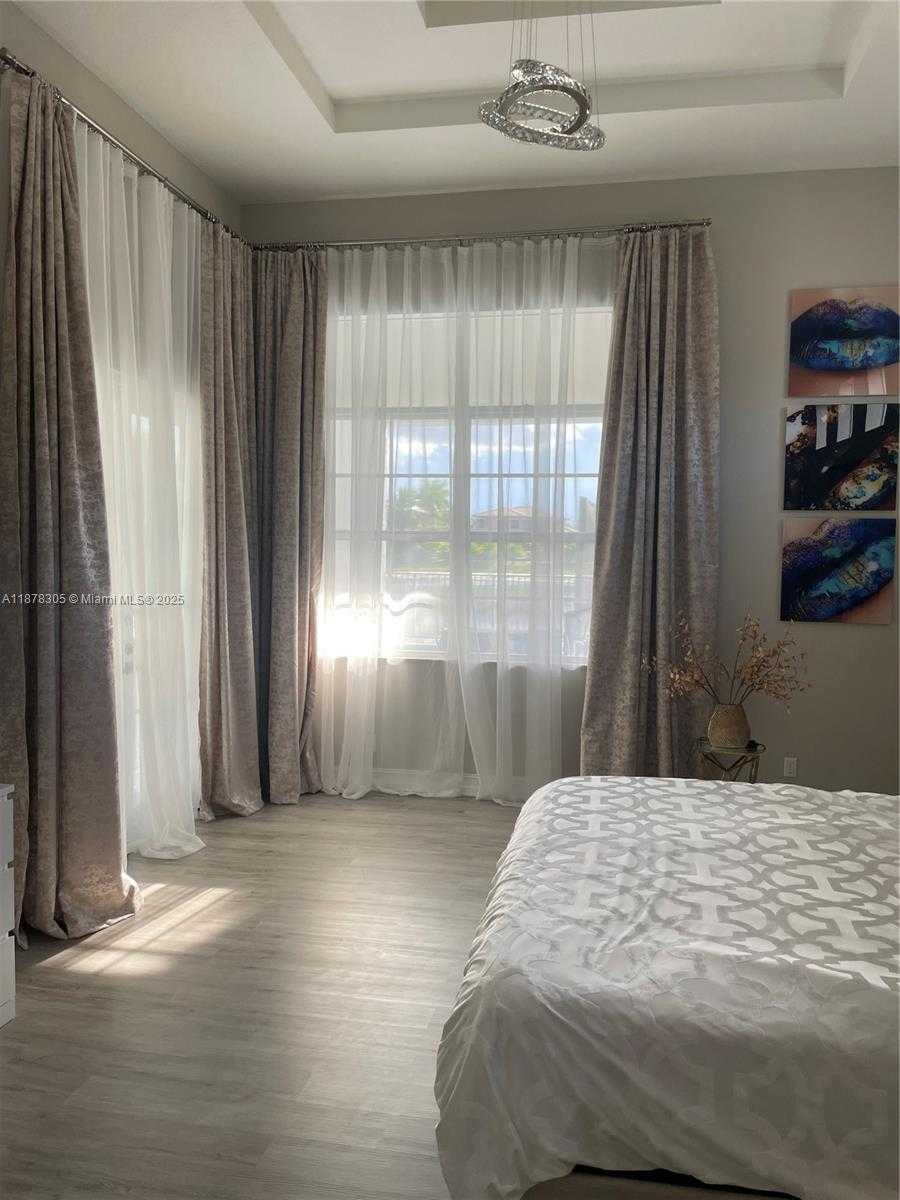 Small Image of 7896 NORTH WEST 110TH DR, Parkland Number 39