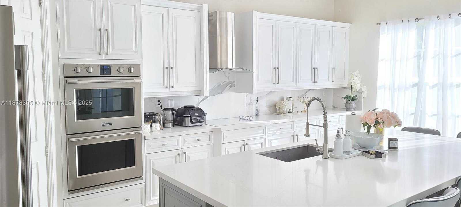 Small Image of 7896 NORTH WEST 110TH DR, Parkland Number 50