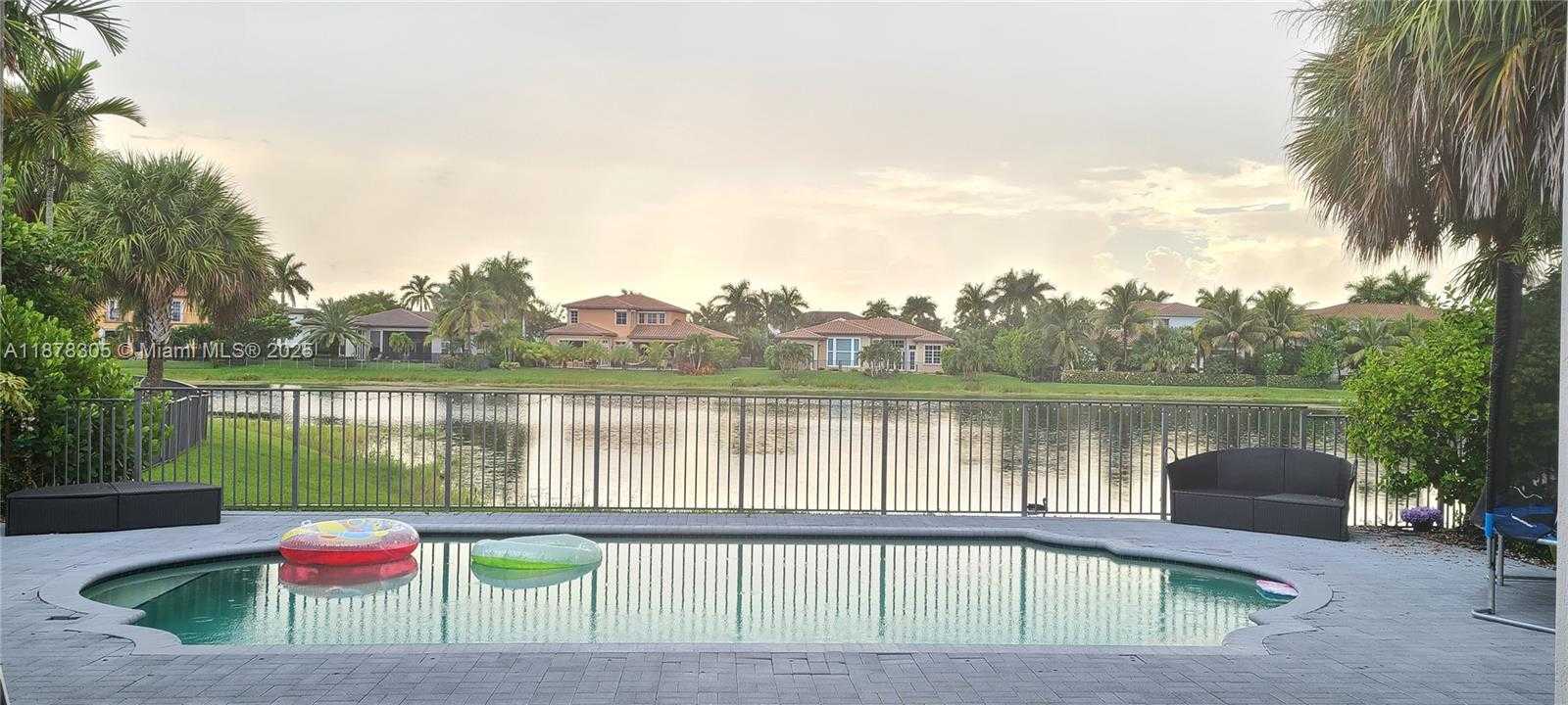 Small Image of 7896 NORTH WEST 110TH DR, Parkland Number 52