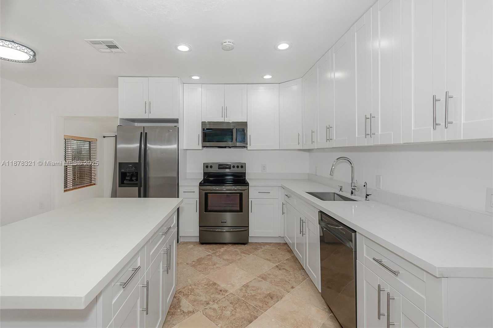 Small Image of 11925 NORTH EAST 11TH PL, Biscayne Park Number 4