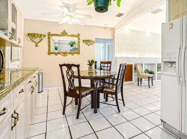 Small Image of 3811 NORTH WEST 174TH ST, Miami Gardens Number 19