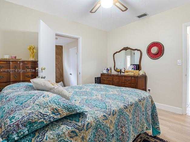 Small Image of 3811 NORTH WEST 174TH ST, Miami Gardens Number 30