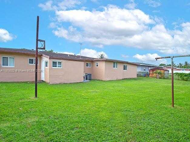Small Image of 3811 NORTH WEST 174TH ST, Miami Gardens Number 42