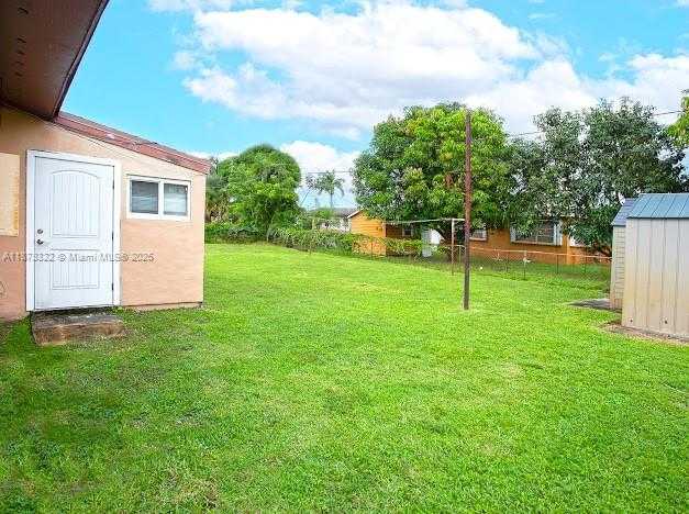 Small Image of 3811 NORTH WEST 174TH ST, Miami Gardens Number 43