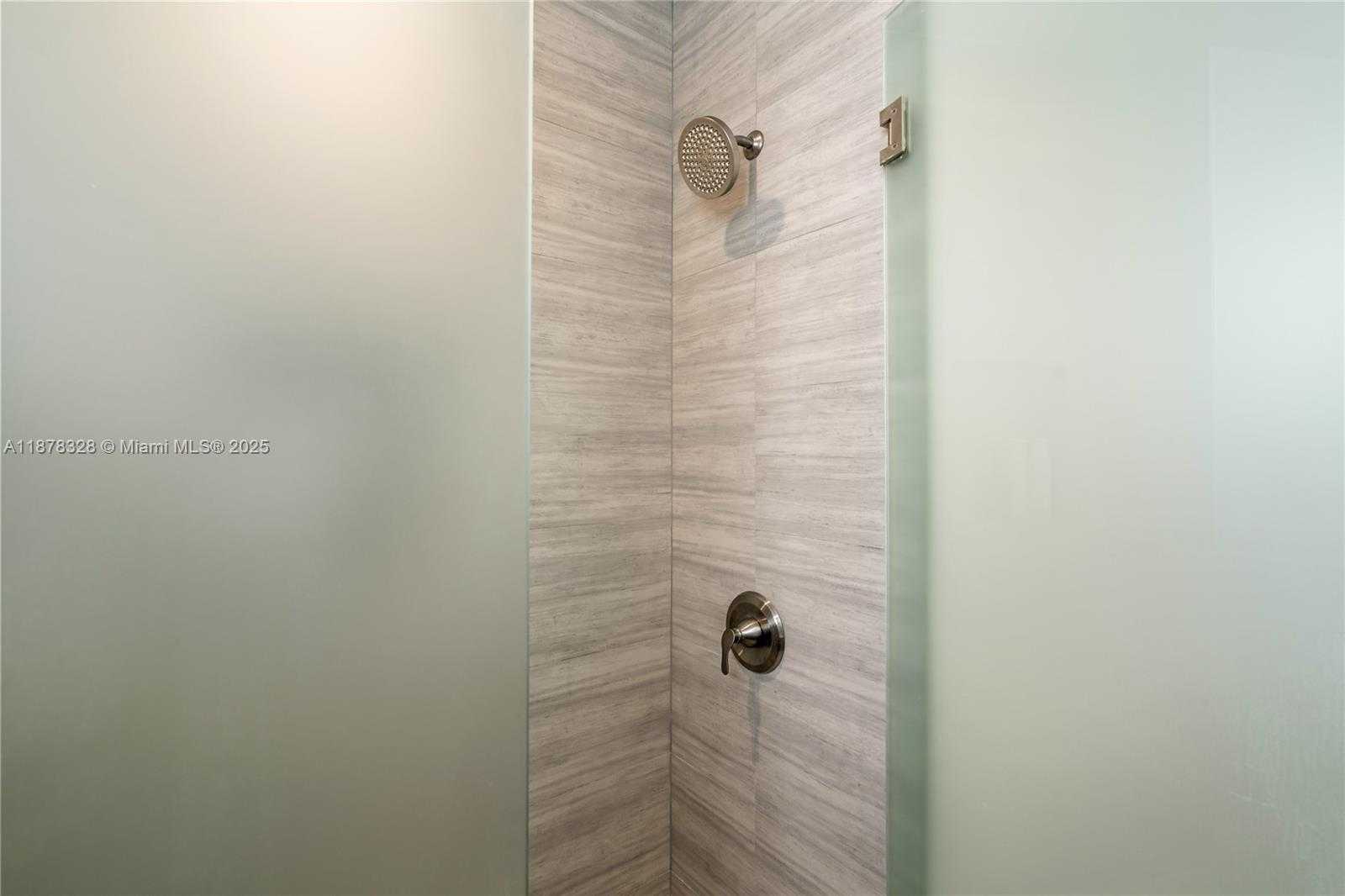 Small Image of 1620 LENAPE DR, Miami Springs Number 18