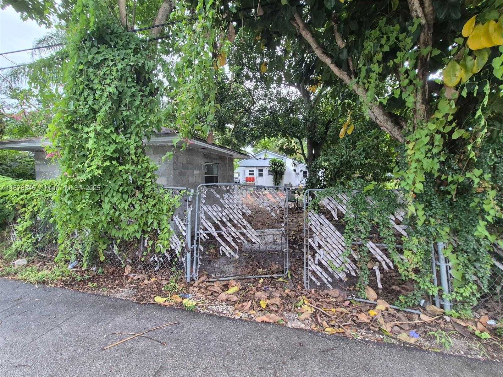 Small Image of 1243 NORTH EAST 159TH ST, North Miami Beach Number 6